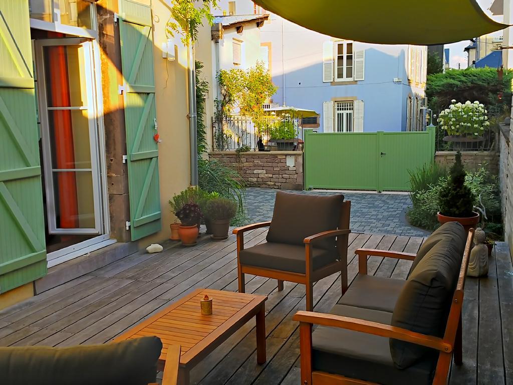 La Chouette Maison - Chambres D'Hotes Et Gite En Ville Remiremont Luaran gambar